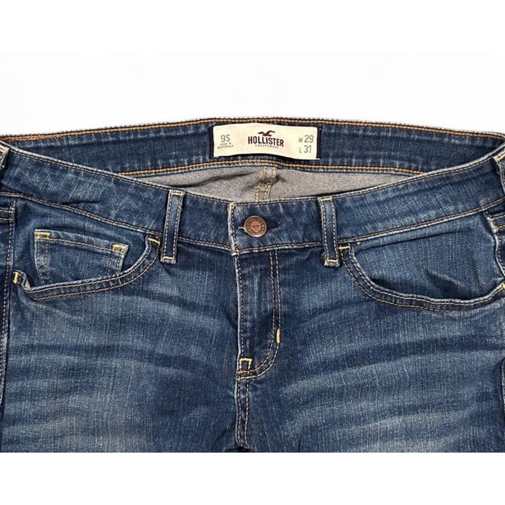 Y2K Hollister Jeans Women's 9 Short Low Rise Bootcut Blue Denim Jeans (32”x30”) - Picture 3 of 7